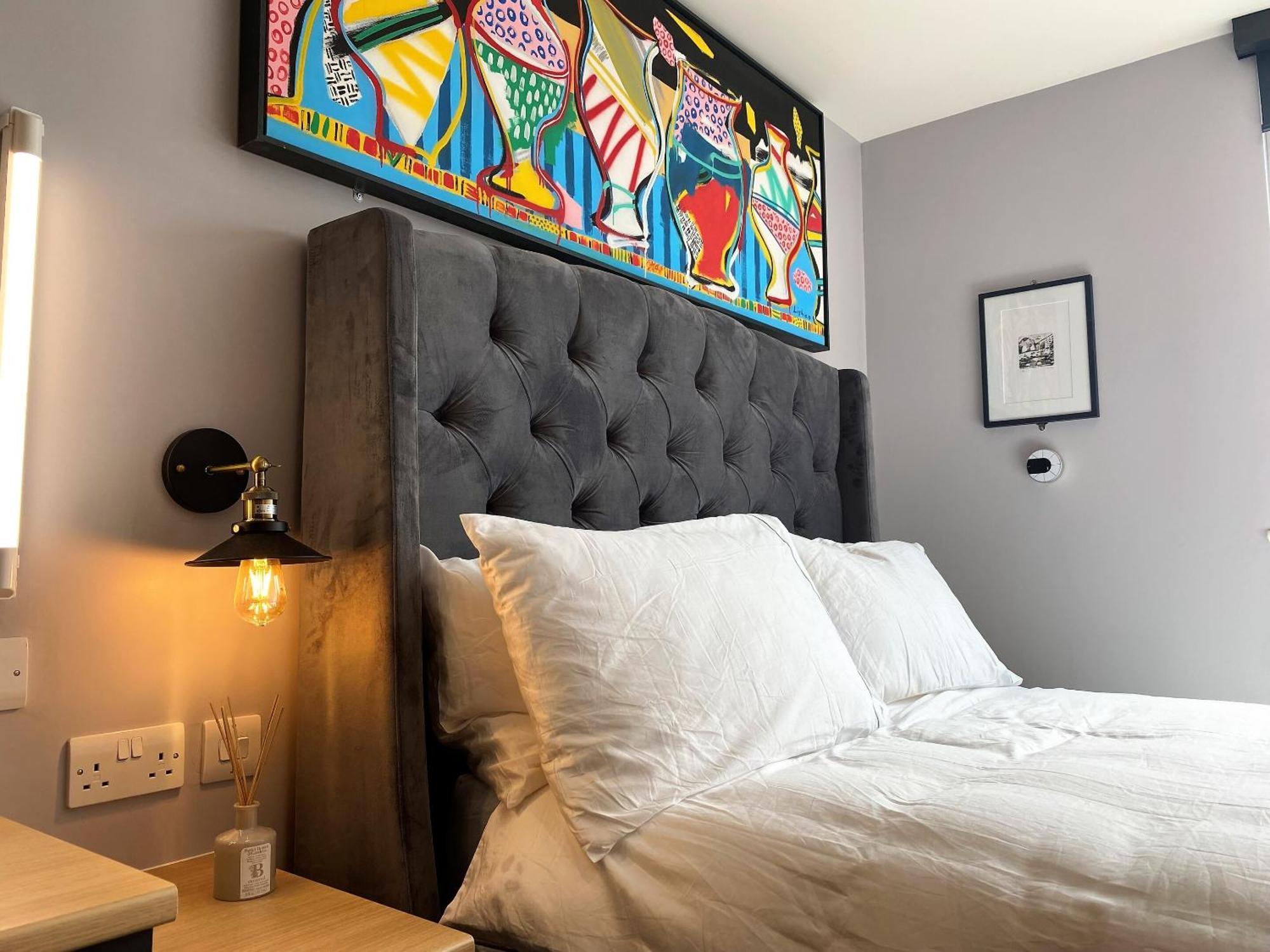 בריסטול Superb Townhouse Near Vibrant Gloucester Road מראה חיצוני תמונה